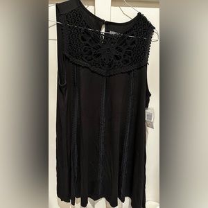 Torrid Super Soft Black tank crochet top